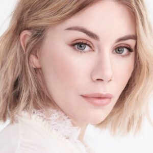 تصویر هنرمند Jennifer Holland