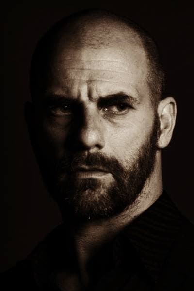 تصویر هنرمند Niko Rusakov
