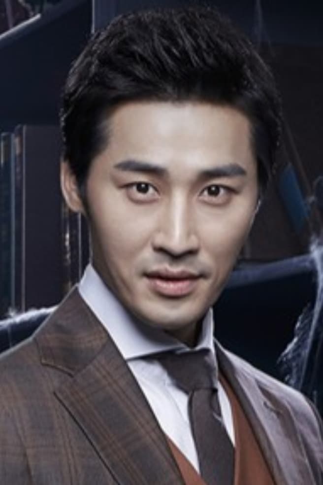 تصویر هنرمند Lee Si-hoo