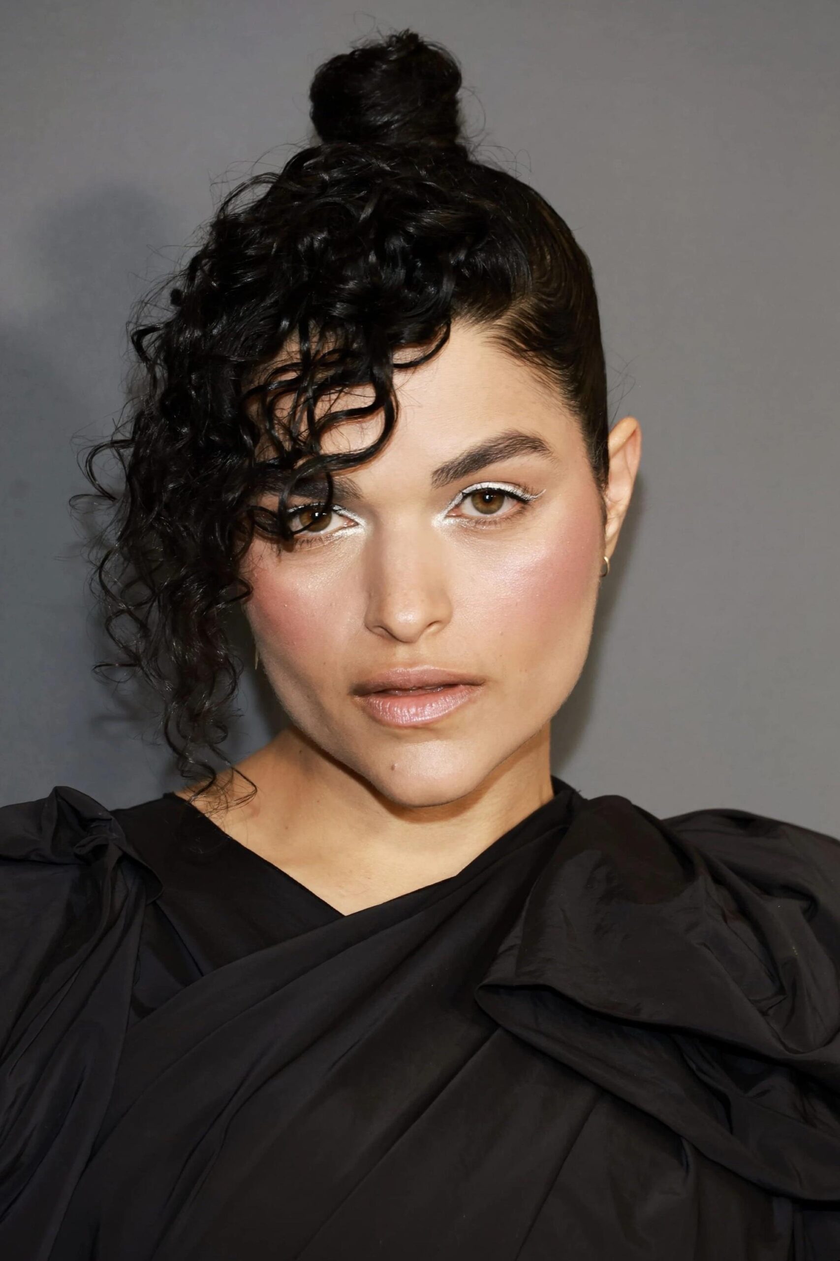تصویر هنرمند Eve Harlow
