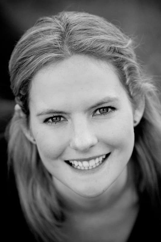 تصویر هنرمند Laura Power