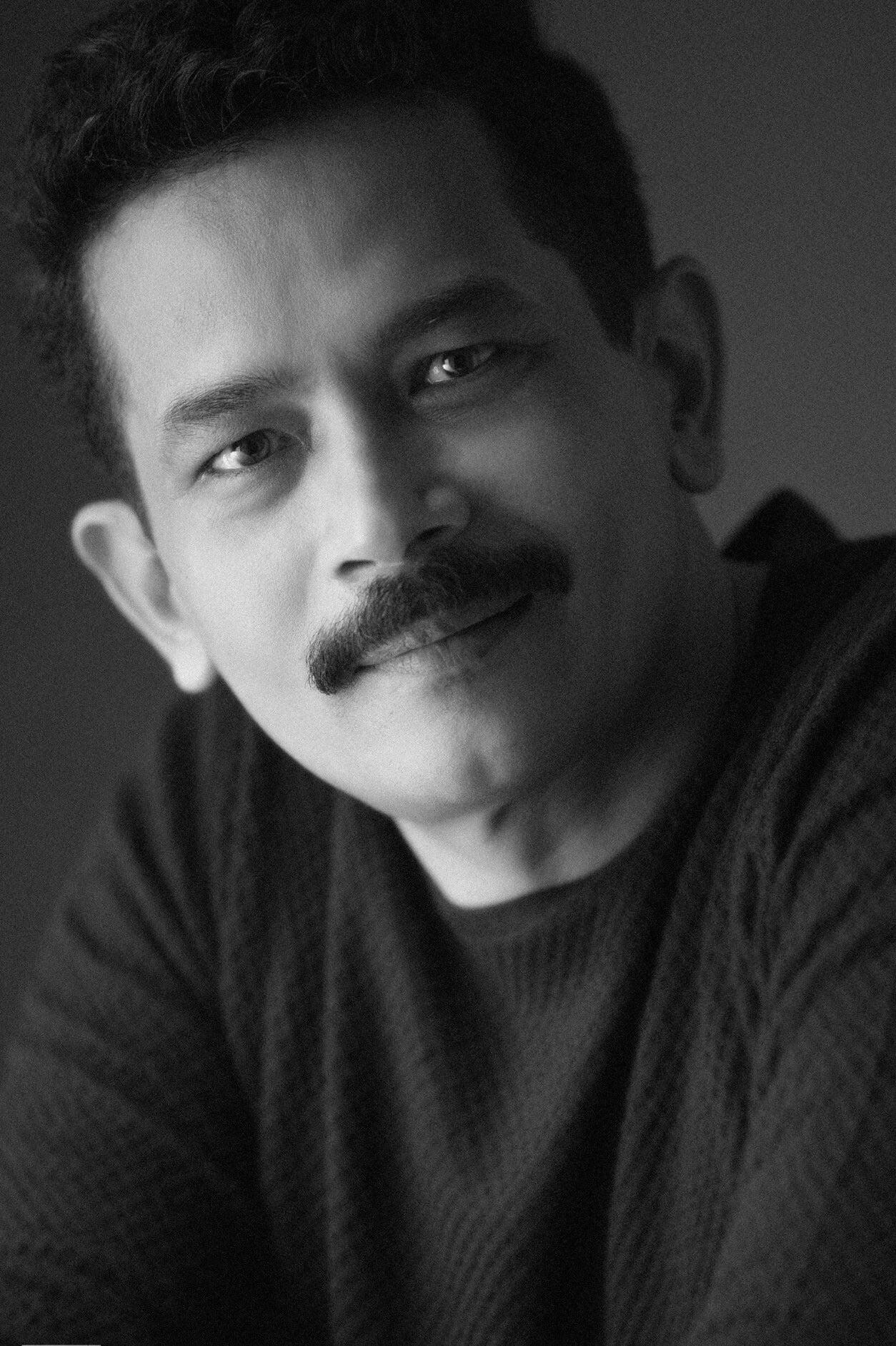 تصویر هنرمند Atul Kulkarni