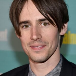 تصویر هنرمند Reeve Carney