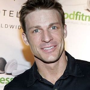 تصویر هنرمند Ron Mathews