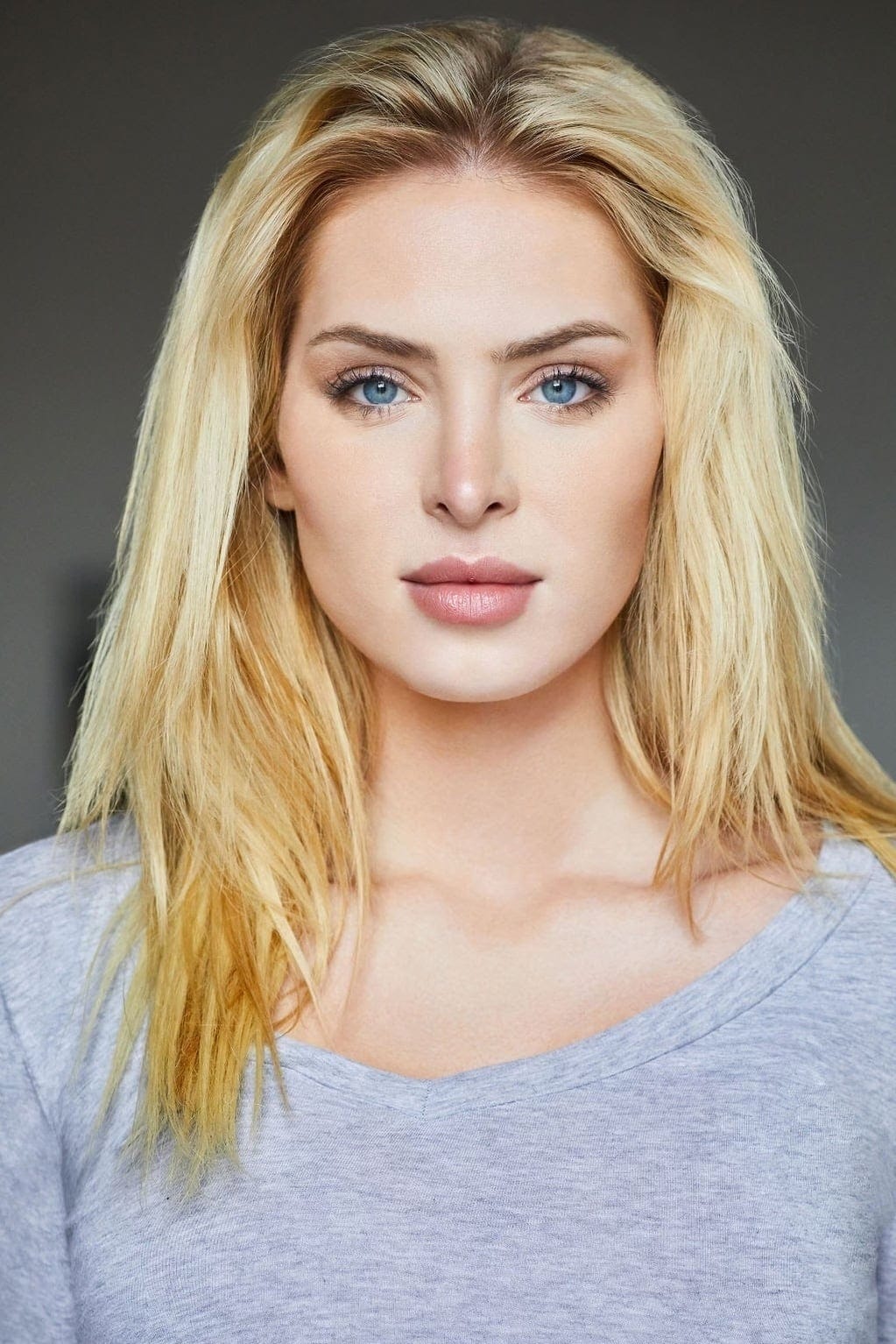 تصویر هنرمند Saxon Sharbino