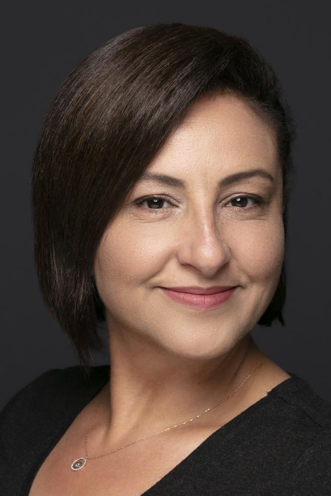تصویر هنرمند Özlem Tokaslan