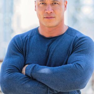 تصویر هنرمند Myles Humphus