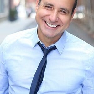 تصویر هنرمند Chaz Mena