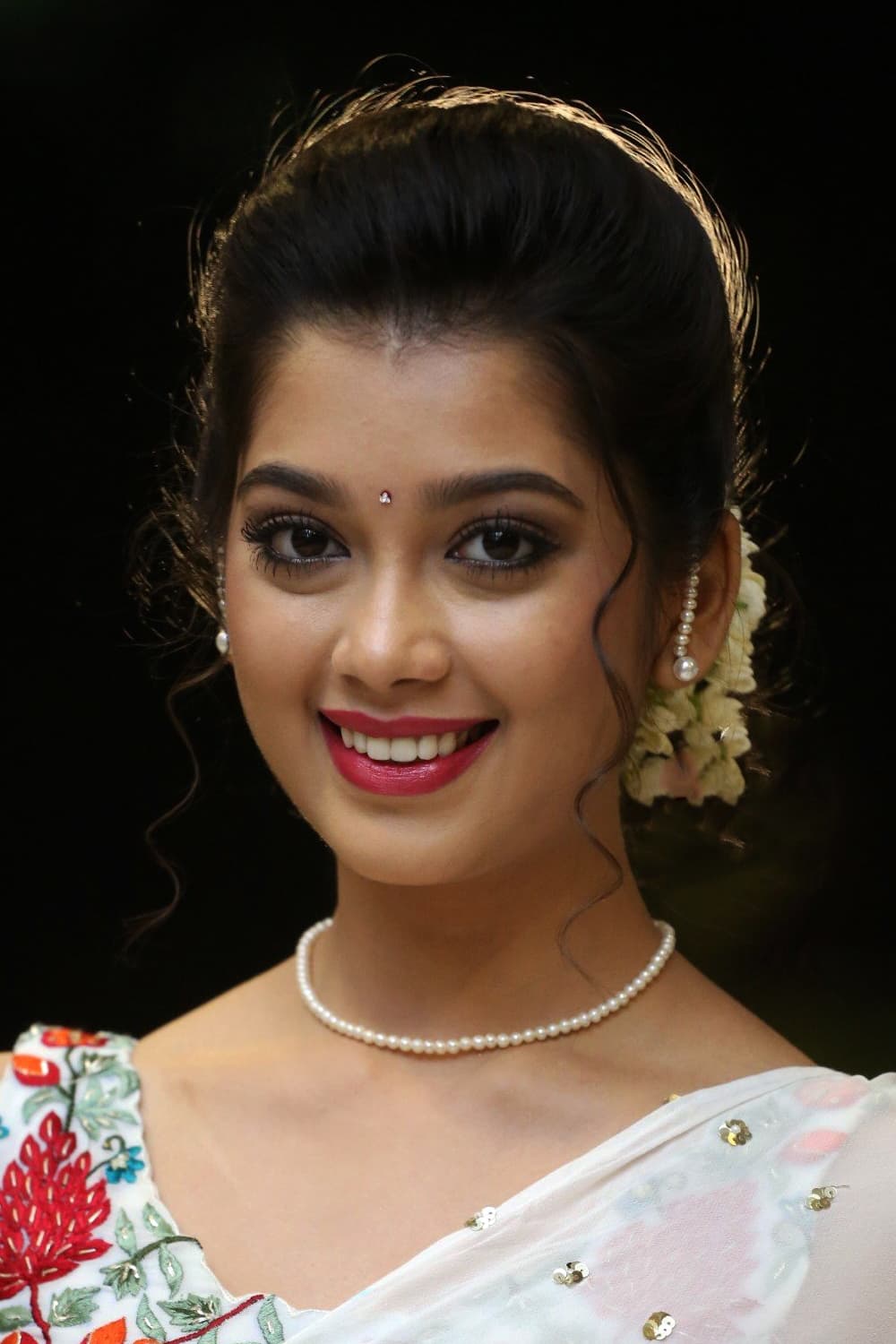 تصویر هنرمند Digangana Suryavanshi