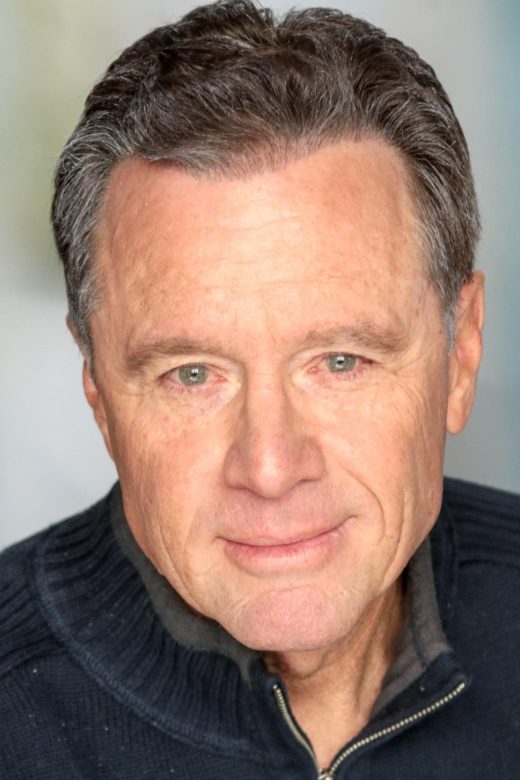 تصویر هنرمند Tom Clark