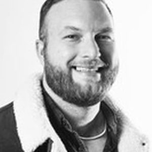 تصویر هنرمند Brook Chalmers