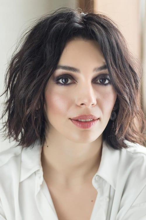 تصویر هنرمند Ezgi Çelik