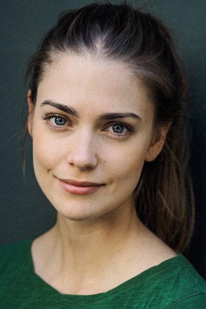 laura berlin 2aOv5SH684DVJy2wGuLNdIhwBWE