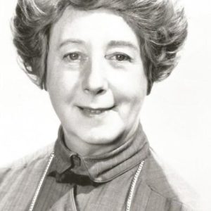 تصویر هنرمند Mona Washbourne