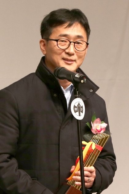 تصویر هنرمند Kim Woo-hyung