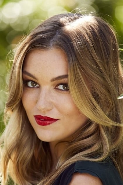 lili simmons b03CjNTgZmSAKr9LnVVw0PFgqTH