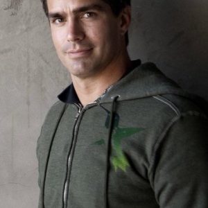 تصویر هنرمند Loni Peristere