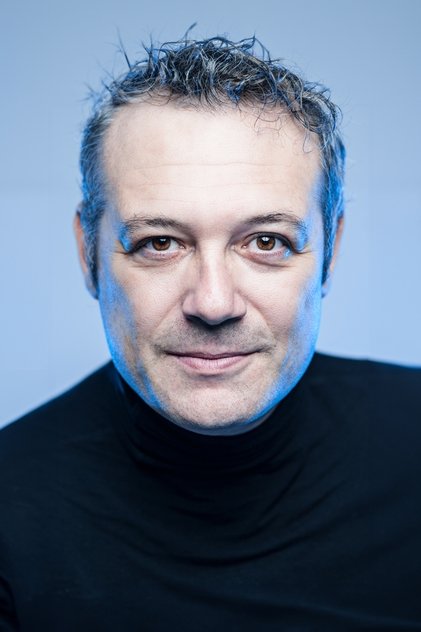 تصویر هنرمند Levent Üzümcü