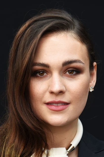 sophie skelton oBkearm8XdrYTEK0VCWCGmwURt6
