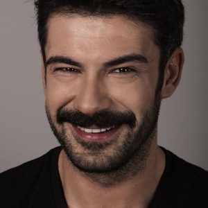 تصویر هنرمند Rüzgar Aksoy