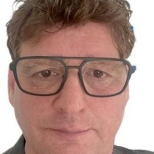 تصویر هنرمند Mark Denessen