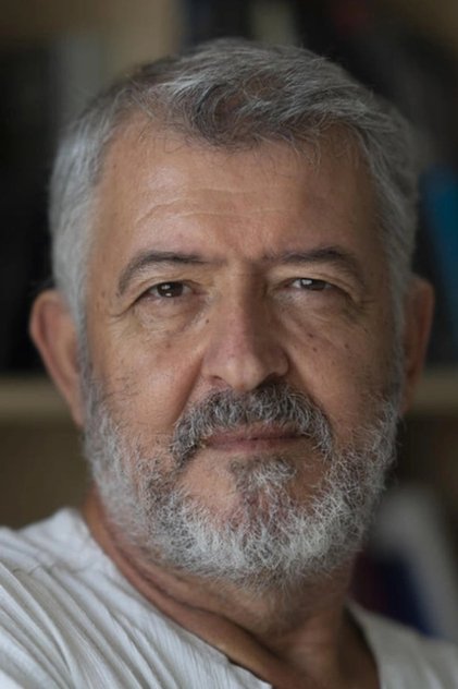 تصویر هنرمند Hüsamettin Demirci