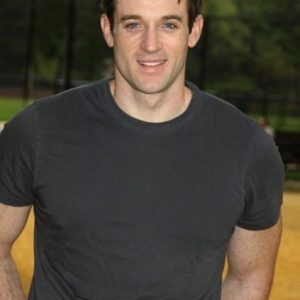 تصویر هنرمند Tom Degnan