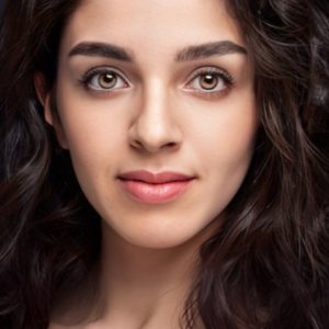 تصویر هنرمند Begüm Akkaya