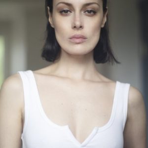 تصویر هنرمند Elee Nova