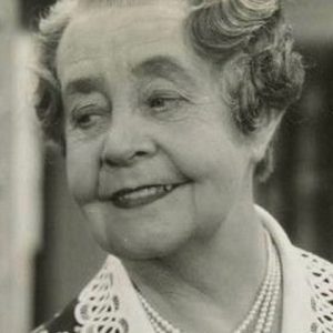 تصویر هنرمند Florence Roberts