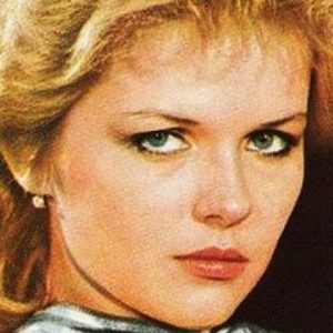 تصویر هنرمند Aleksandra Yakovleva-Aasmyae