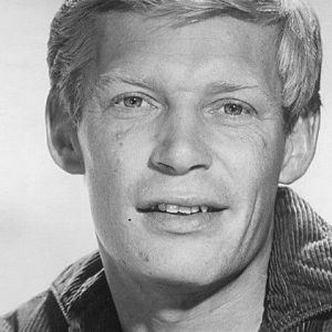 تصویر هنرمند Christopher Cary