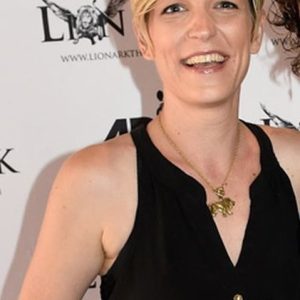 تصویر هنرمند Nevie Owens