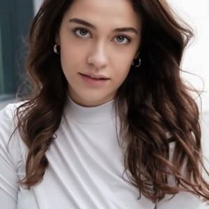 تصویر هنرمند Zehra Kelleci