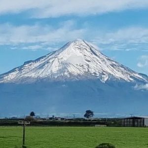 تصویر هنرمند Te Kāhui Tupua Taranaki Mounga