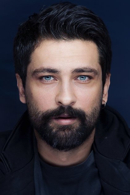 تصویر هنرمند Onur Tuna