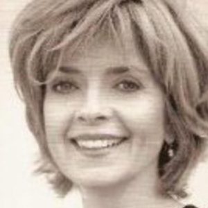 تصویر هنرمند Linda MacEwen