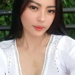 تصویر هنرمند Stephanie Raz