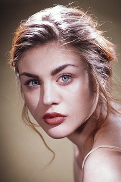 frances bean cobain sjEthhSv3K6mQq6ku3MJArvl1T5