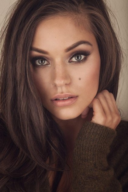 تصویر هنرمند Alyssa Lynch
