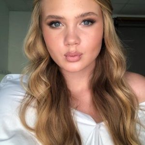 تصویر هنرمند Alesya Guzko