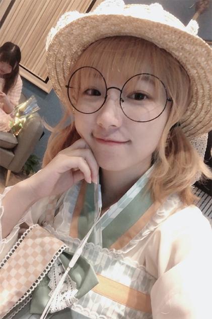 shuang zhao wFQgKpyd8CdNKtoX1LwlPPQWlzq