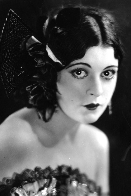 تصویر هنرمند Madeline Hurlock
