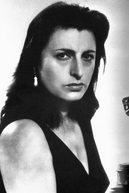 تصویر هنرمند Anna Magnani