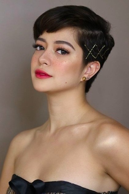 Photo of artist Sue Ramirez