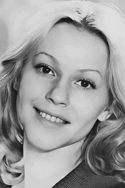 Photo of artist Anna Kamenkova