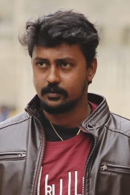 Photo of artist Lokkesh Ajls