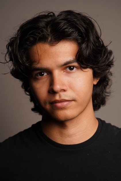 Photo of artist David De La Barcena