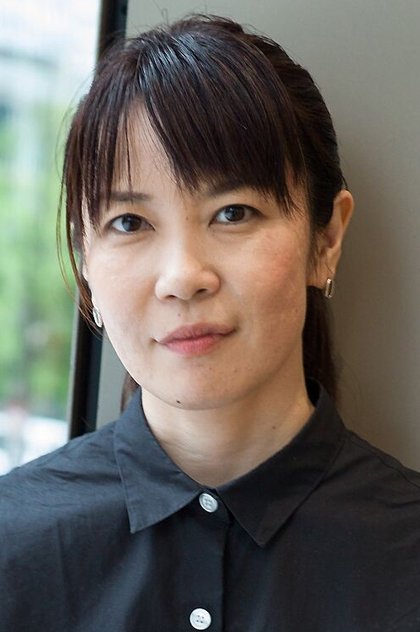 Photo of artist Mari Asato