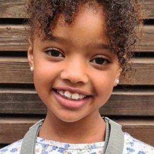 تصویر هنرمند Mary Tölle